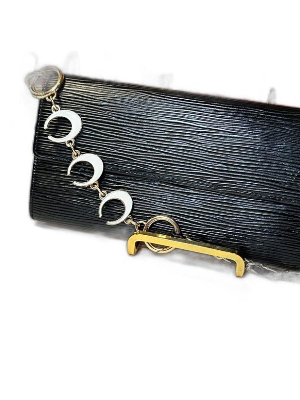 Louis Vuitton Black Epi Leather Sarah Wallet Crossbody Chain